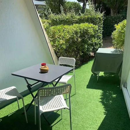 Cosy Climatise Proche Apartman